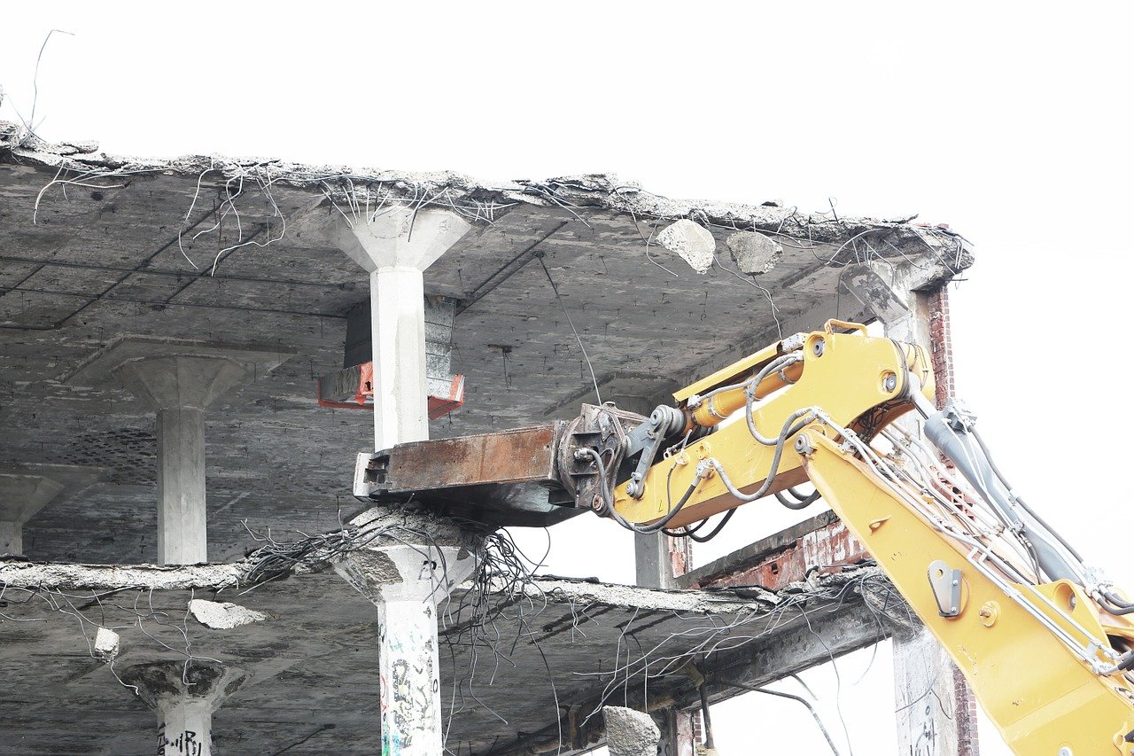 demolish, bulldozer, tearing-498443.jpg